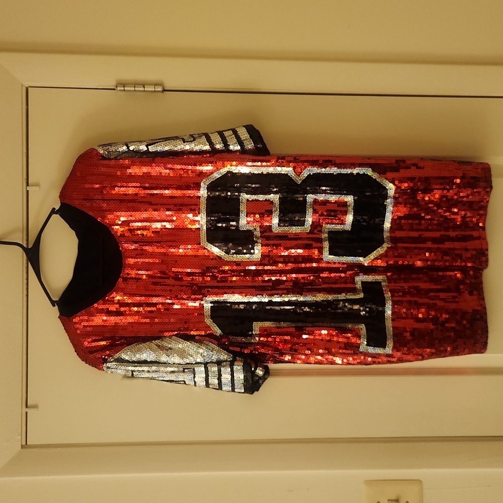 NWOT Red, Black and Silver Sequin Jersey-One Size